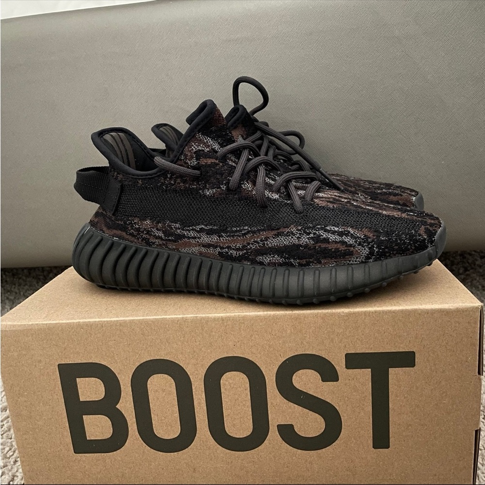 Yeezy Adidas Boost 350 V2 MX Rock